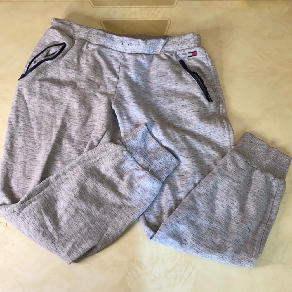 Tommy Hilfiger Grey Sweatpants/joggers